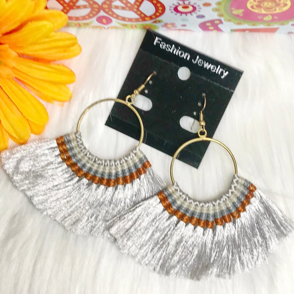 Boho Earrings Fan Tassel Fringe Hoop Drop Dangles Silver Goldtone Hoops NWT - Picture 3 of 3
